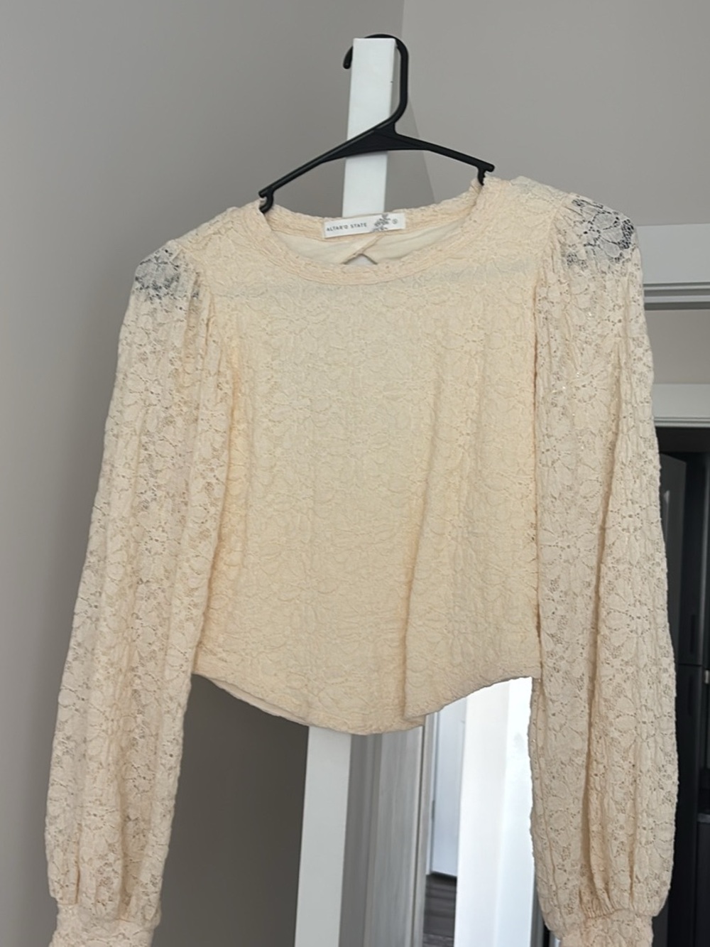 Altar'd State Cream Lace Puff-Sleeve Blouse